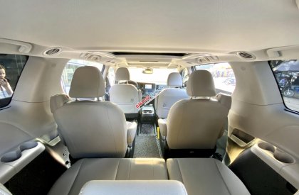 Toyota Sienna Limidted 2018 - Bán Toyota Sienna Limidted đời 2019, màu trắng, nhập khẩu