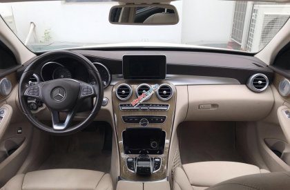 Mercedes-Benz C class 2018 - Bán Mercedes C250 Exclusive đời 2018, màu trắng, nhập khẩu