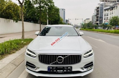 Volvo S90 2016 - Cần bán lại xe Volvo S90 sản xuất năm 2016, xe nhập