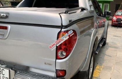 Mitsubishi Triton    2012 - Cần bán Mitsubishi Triton sản xuất 2012, nhập khẩu Thái số tự động