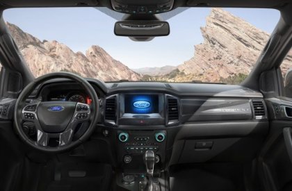 Ford Everest Titanium 2020 - Cần bán Ford Everest Titanium đời 2020, màu đen, nhập khẩu chính hãng
