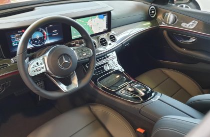 Mercedes-Benz E class 2020 - Bán xe Mercedes E300 AMG đủ màu giá tốt nhất thị trường