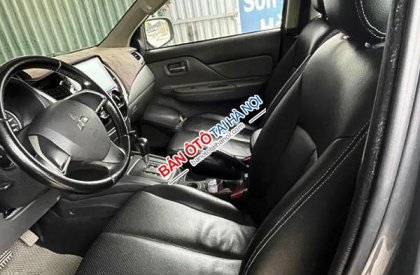 Mitsubishi Triton   4x2 AT 2016 - Cần bán xe Mitsubishi Triton 4x2 AT đời 2016, màu xám, nhập khẩu số tự động, giá 420tr