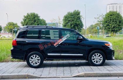 Toyota Land Cruiser   VX  2015 - Bán xe Toyota Land Cruiser VX đời 2015, màu đen, nhập khẩu