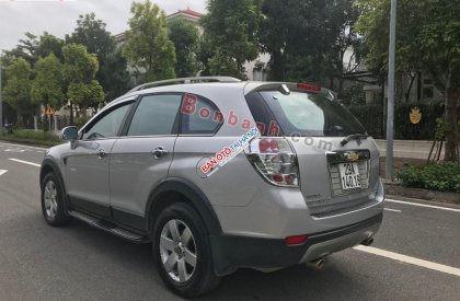 Chevrolet Captiva LT 2011 - Cần bán Chevrolet Captiva LT năm 2011, màu bạc