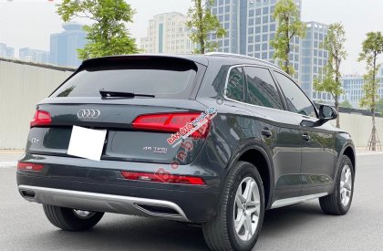 Audi Q5   2.0 TFSI  2018 - Bán ô tô Audi Q5 2.0 TFSI sản xuất năm 2018, màu xám, nhập khẩu nguyên chiếc