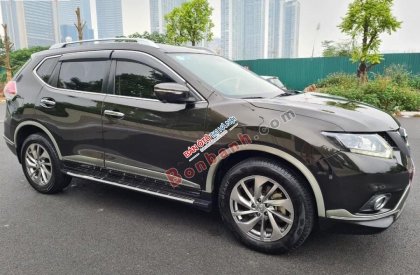 Nissan X trail   2.5 SV Premium 2017 - Cần bán gấp Nissan X trail 2.5 SV Premium 2017, màu xám xe gia đình, giá 735tr