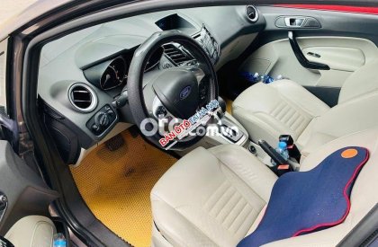Ford Fiesta 1.5 Titanium 2016 - Bán ô tô Ford Fiesta 1.5 Titanium 2016, màu xám