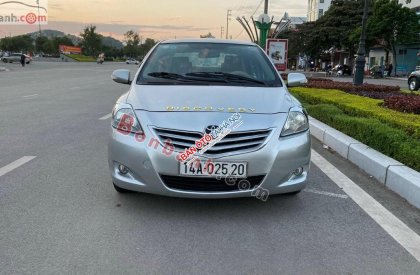 Toyota Vios   MT 2011 - Cần bán gấp Toyota Vios MT đời 2011, màu bạc chính chủ, giá tốt