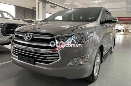 Toyota Innova    G  2017 - Bán xe Toyota Innova G sản xuất năm 2017 chính chủ giá cạnh tranh