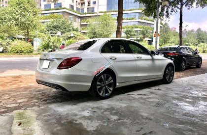 Mercedes-Benz C250 2018 - Bán xe Mercedes C250 sản xuất năm 2018 còn rất mới