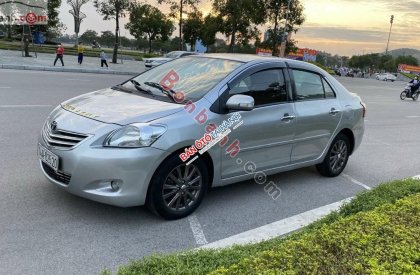 Toyota Vios   MT 2011 - Cần bán gấp Toyota Vios MT đời 2011, màu bạc chính chủ, giá tốt