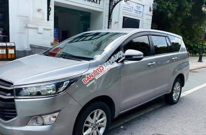 Toyota Innova   G  2017 - Cần bán gấp Toyota Innova G đời 2018, màu bạc còn mới, 580 triệu