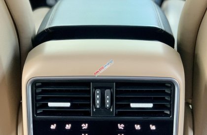 Porsche Cayenne 2019 - Màu nâu, nội thất kem