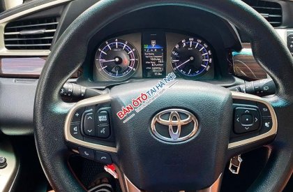 Toyota Innova   G  2017 - Cần bán gấp Toyota Innova G đời 2018, màu bạc còn mới, 580 triệu