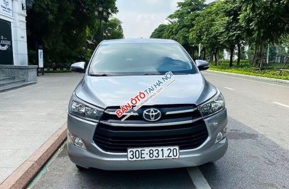 Toyota Innova   G  2017 - Cần bán gấp Toyota Innova G đời 2018, màu bạc còn mới, 580 triệu