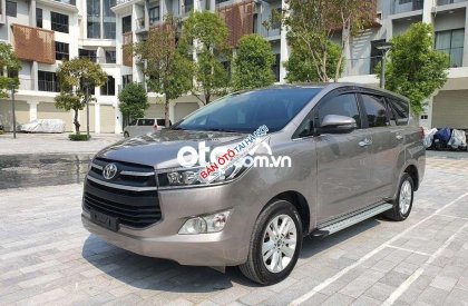 Toyota Innova   G   2017 - Bán xe Toyota Innova G năm 2017, màu xám  