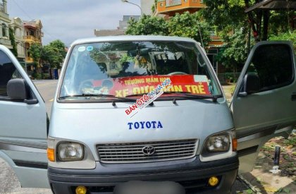 Toyota Van 2004 - Cần bán gấp Toyota 16 chỗ 2004, chỉ 48tr