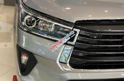 Toyota Innova   G 2.0 AT 2021 - Bán xe Toyota Innova G 2.0 AT sản xuất 2021, màu xám