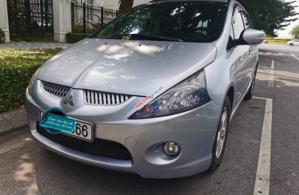 Mitsubishi Grandis 2006 - Cần bán lại xe Mitsubishi Grandis 7 chỗ sản xuất năm 2006 giá cạnh tranh