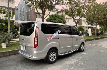 Ford Tourneo   2.0 AT   2020 - Cần bán lại xe Ford Tourneo 2.0 AT 2020, màu bạc