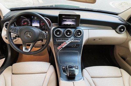 Mercedes-Benz AT 2017 - Xe Mercedes C200 AT đời 2017, màu đen