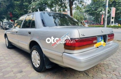 Toyota Cressida    XL   1995 - Cần bán xe Toyota Cressida XL năm 1995, màu bạc, nhập khẩu