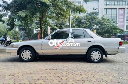 Toyota Cressida    XL   1995 - Cần bán xe Toyota Cressida XL năm 1995, màu bạc, nhập khẩu