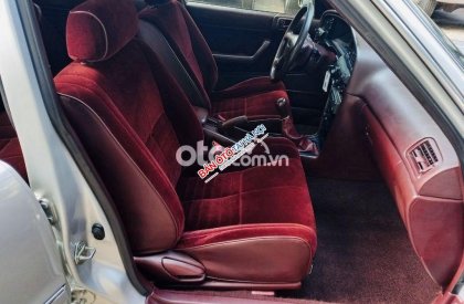 Toyota Cressida    XL   1995 - Cần bán xe Toyota Cressida XL năm 1995, màu bạc, nhập khẩu