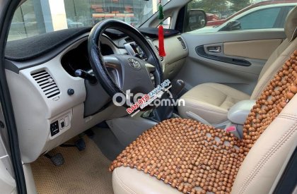 Toyota Innova E 2015 - Cần bán xe Toyota Innova E 2015 chính chủ, 399tr