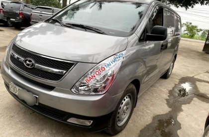 Hyundai Starex  Van 3 chỗ 2011 - Cần bán gấp Hyundai Starex Van 3 chỗ năm sản xuất 2011, màu bạc, nhập khẩu