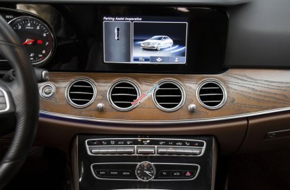 Mercedes-Benz AT 2017 - Bán Mercedes-Benz E200 AT sản xuất 2017