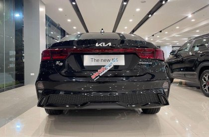Kia K3 2022 - Bán ô tô Kia K3 1.6AT sản xuất năm 2022, màu đen, giá chỉ 659 triệu