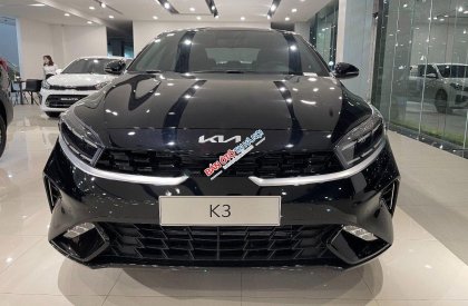 Kia K3 2022 - Bán ô tô Kia K3 1.6AT sản xuất năm 2022, màu đen, giá chỉ 659 triệu