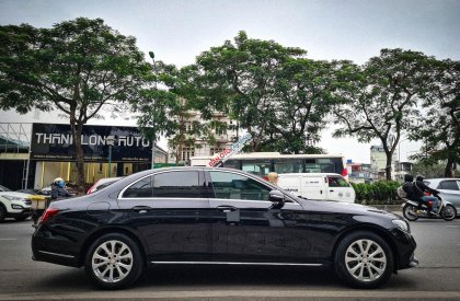 Mercedes-Benz 2016 - Cần bán Mercedes-Benz E200 2016 biển Hà Nội