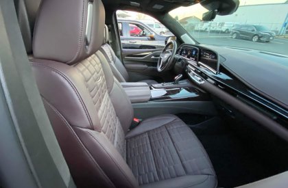 Bán xe Cadillac Escalade ESV Platinum 3.0 máy dầu đời 2022, màu trắng, xe nhập