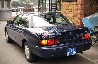 Toyota Camry 1997 - Cần bán Toyota Camry sản xuất năm 1997, màu xanh lam, nhập khẩu nguyên chiếc, 250tr