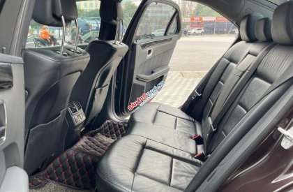 Mercedes-Benz E250 2012 - Bán Mercedes E250 năm sản xuất 2012, màu nâu, 699 triệu