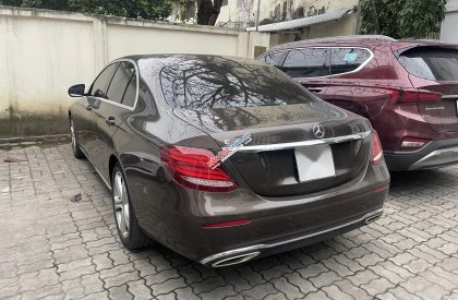 Mercedes-Benz E250 2017 - E250 model 2018 cực đẹp nâu nội thất đen