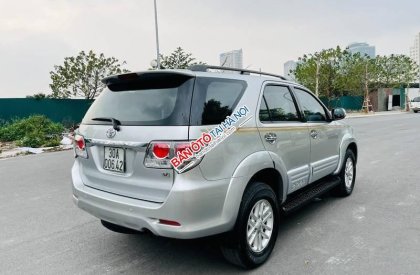 Toyota Fortuner 2013 - Bán Toyota Fortuner năm 2013, màu bạc còn mới