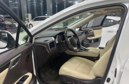 Bán Lexus RX350 màu Trắng,Nội thất kem, sản xuất và đăng ký cuối năm 2017, xe siêu mới.