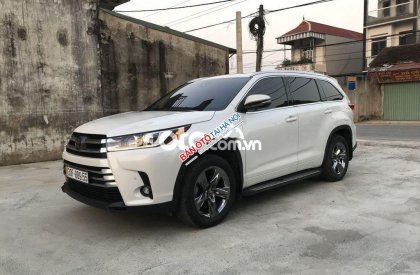 Toyota Highlander 2019 - Màu trắng, nhập khẩu nguyên chiếc