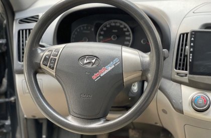 Hyundai Avante 2012 - Màu đen, nhập khẩu