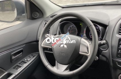 Mitsubishi Outlander Sport 2015 - Cần bán xe Mitsubishi Outlander Sport GLS năm sản xuất 2015, màu trắng