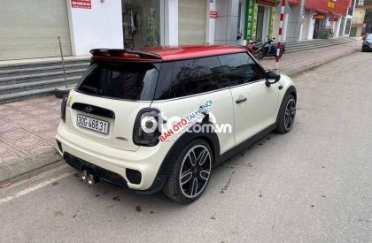 Mini Cooper 2015 - Bán Mini Cooper S sản xuất 2015, màu kem (be), nhập khẩu nguyên chiếc