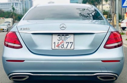 Mercedes-Benz E250 2017 - Màu bạc, nhập khẩu