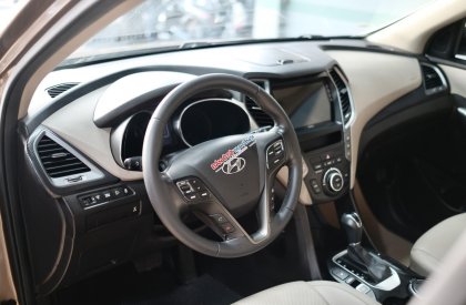 Hyundai Santa Fe 2016 - Màu xám, 790 triệu