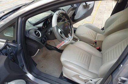 Ford Fiesta 2015 - Màu xám, giá 355tr