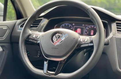 Volkswagen Tiguan 2020 - Model 2021, tên tư nhân 1 chủ từ mới