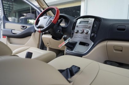 Hyundai Grand Starex 2013 - 09 chỗ máy xăng